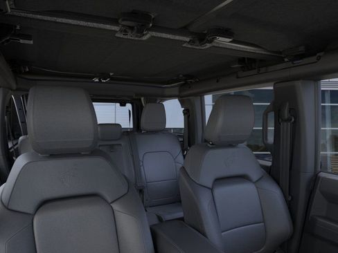 New 2025 Ford Bronco Outer Banks w/ Sasquatch Package image 12