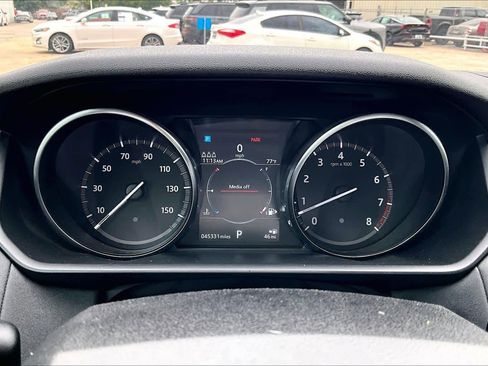 Used 2019 Land Rover Discovery SE AWD/4WD image 24