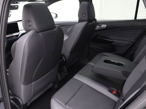 Used 2023 Volkswagen ID.4 Pro S image 11