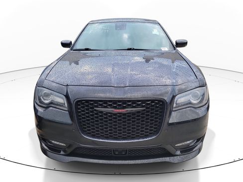 Used 2023 Chrysler 300 S w/ Comfort Group image 2