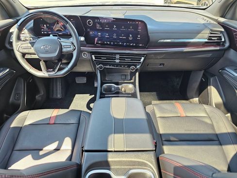 Used 2025 Chevrolet Traverse RS w/ LPO, Floor Liner Package AWD/4WD image 20