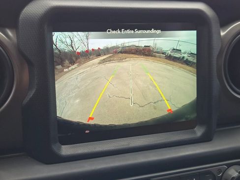 Certified 2023 Jeep Wrangler Unlimited Sport image 25