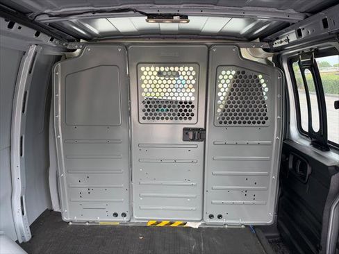 Used 2024 Chevrolet Express 2500 w/ Driver Convenience Package image 19