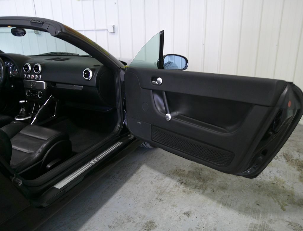Used 2001 Audi TT 1.8T FWD image 30