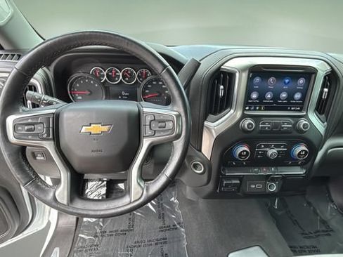 Used 2022 Chevrolet Silverado 2500 LT w/ Convenience Package RWD image 10