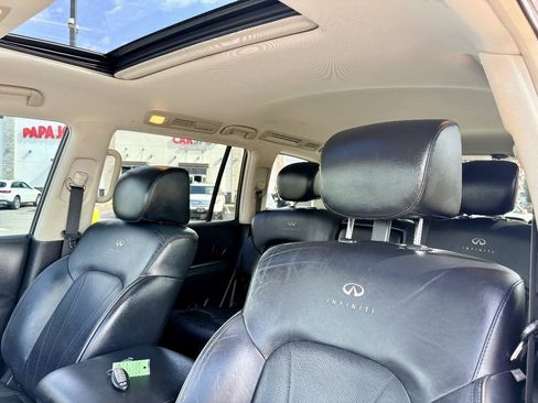 Used 2014 INFINITI QX80 4WD w/ Deluxe Touring Package image 12