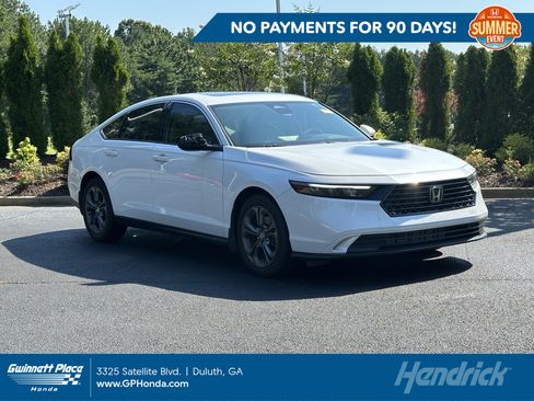 Used 2023 Honda Accord EX image 1