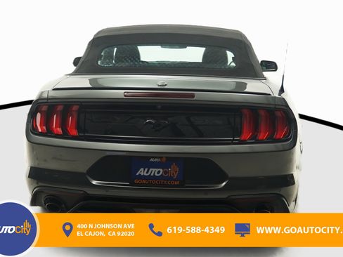 Used 2018 Ford Mustang Premium w/ Black Accent Package RWD image 10