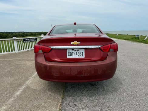 Used 2014 Chevrolet Impala LT w/ Convenience Package image 3