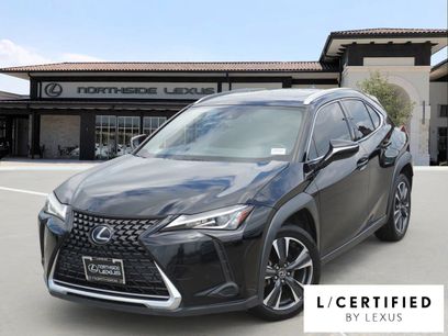 Used 2022 Lexus UX 200 w/ Accessory Package (Z2)