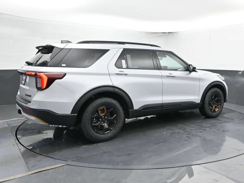New 2026 Ford Explorer Tremor AWD/4WD image 2