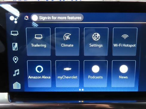 Used 2024 Chevrolet Silverado 2500 LT w/ Midnight Edition image 28