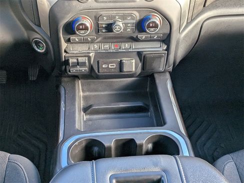 Used 2021 Chevrolet Silverado 1500 LT Trail Boss w/ Bed Protection Package image 17