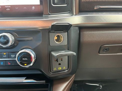 Used 2024 Ford F350 King Ranch w/ FX4 Off-Road Package AWD/4WD image 35