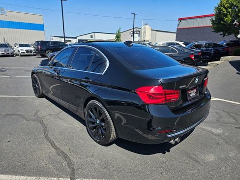 Used 2017 BMW 330i xDrive Sedan image 3