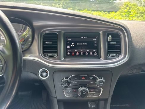Used 2020 Dodge Charger SXT w/ Blacktop Package RWD image 12