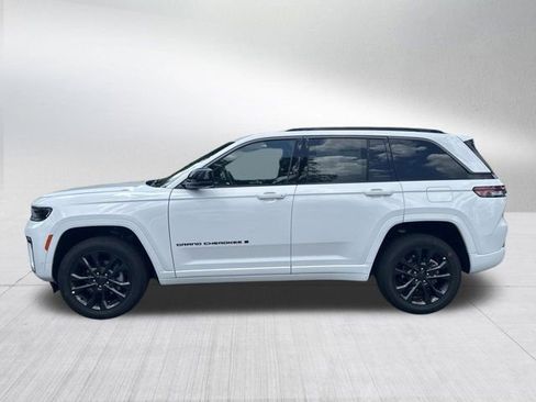 New 2026 Jeep Grand Cherokee Limited AWD/4WD image 8