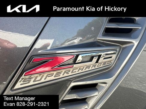 Used 2016 Chevrolet Corvette Z06 w/ 3LZ Preferred Equipment Group RWD image 11