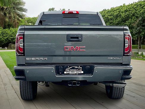 Used 2018 GMC Sierra 1500 Denali w/ Denali Ultimate Package image 4