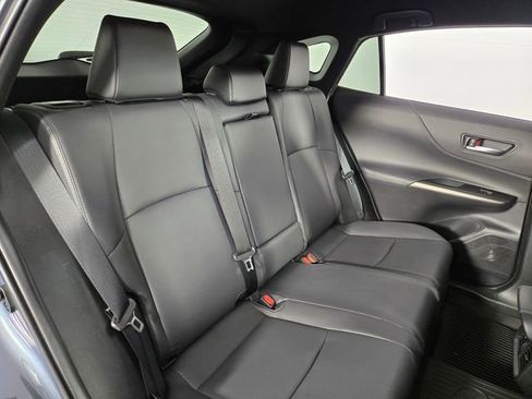 Used 2024 Toyota Venza XLE AWD/4WD image 17