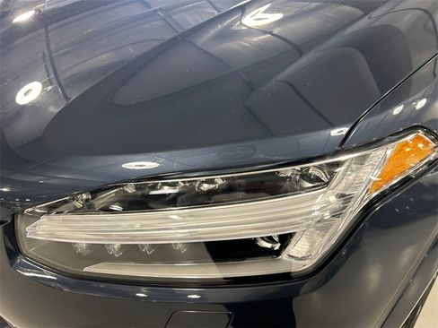 Certified 2023 Volvo XC90 B6 Plus w/ Protection Package Premier image 7