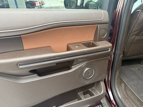 Used 2023 Ford Expedition Max King Ranch image 27