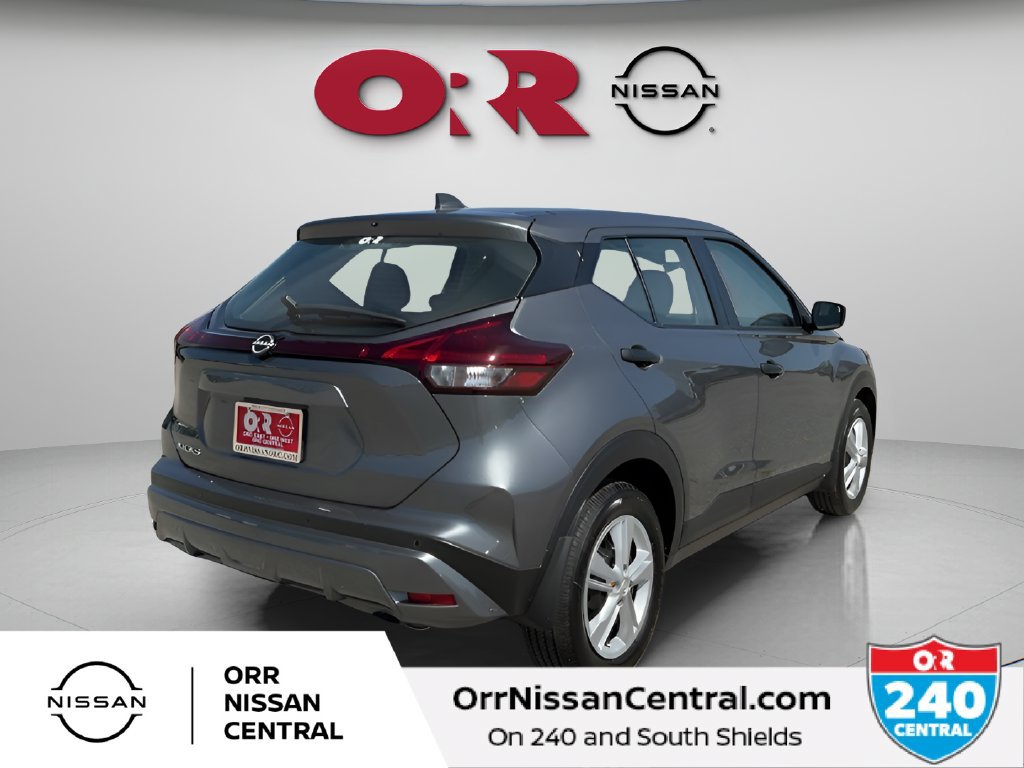 Used 2025 Nissan Kicks Play S FWD image 5