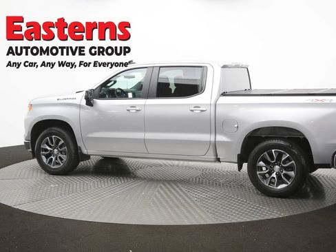 Used 2022 Chevrolet Silverado 1500 LT AWD/4WD image 64