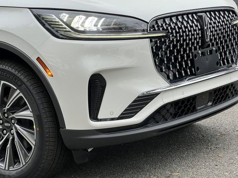 New 2026 Lincoln Aviator Premiere Sport Utility image 2