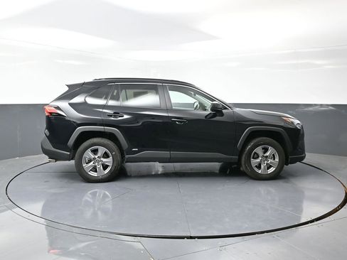 Used 2025 Toyota RAV4 LE image 3