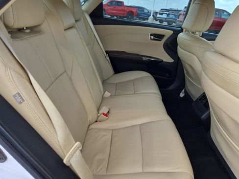 Used 2018 Toyota Avalon XLE Premium image 26