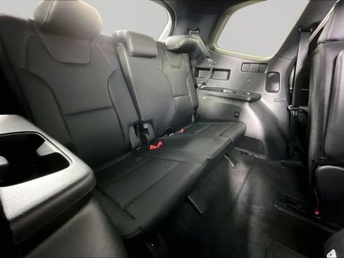 Certified 2025 Kia Telluride SX Prestige X-Line AWD/4WD image 25