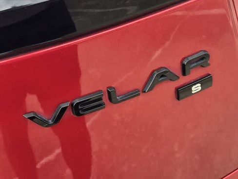 Used 2021 Land Rover Range Rover Velar R-Dynamic S AWD/4WD image 7