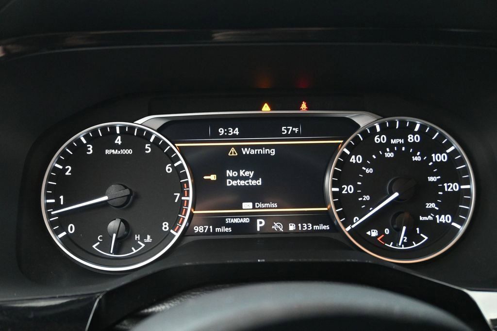 Certified 2025 Nissan Pathfinder SL FWD image 20