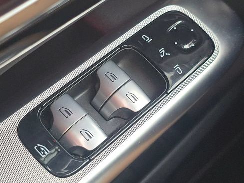 Certified 2026 Mercedes-Benz GLC 300 4MATIC image 29