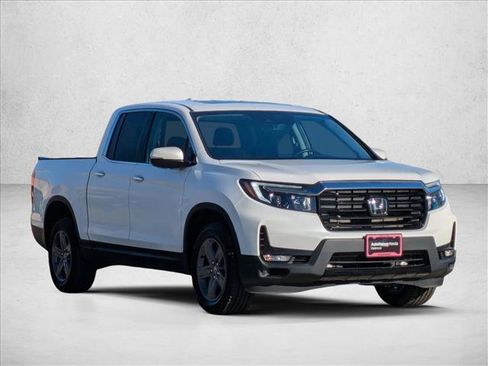 Used 2023 Honda Ridgeline RTL-E image 3