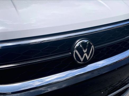 Used 2023 Volkswagen Taos S w/ Driver Assistance Package FWD image 32