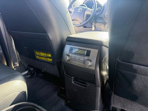 Used 2008 Toyota Highlander Sport image 31