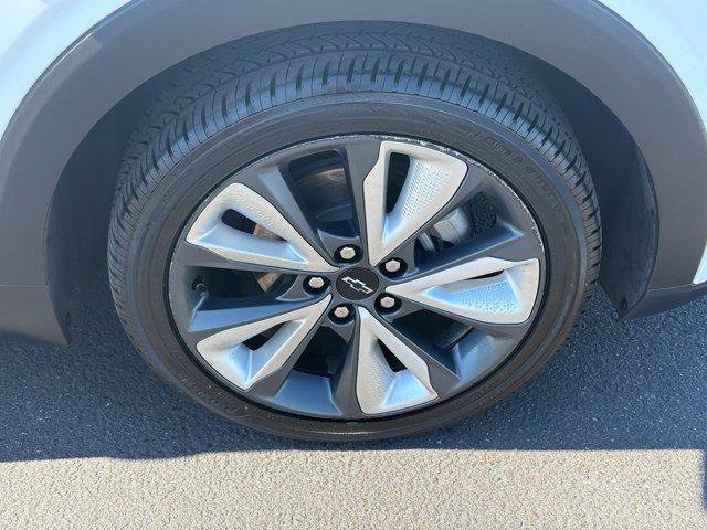 Used 2023 Chevrolet Bolt EUV LT w/ Convenience Package FWD image 10