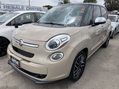 Used 2014 FIAT 500L Lounge FWD image 2