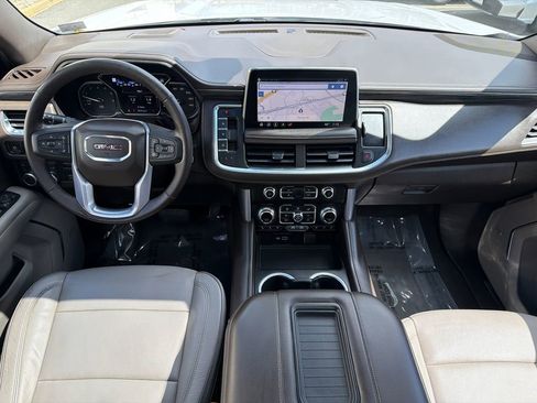 Used 2021 GMC Yukon SLT w/ SLT Luxury Plus Package AWD/4WD image 25