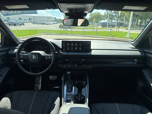 Used 2024 Honda Accord Sport image 17