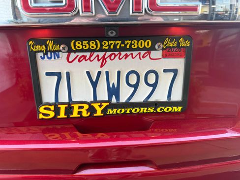 Used 2015 GMC Yukon XL Denali w/ Open Road Package image 39