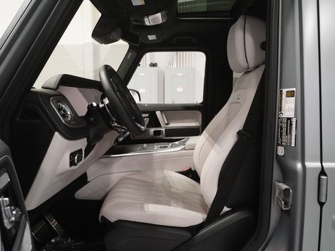 Certified 2025 Mercedes-Benz G 63 AMG 4MATIC image 2