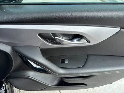 Used 2022 Chevrolet Blazer LT image 19