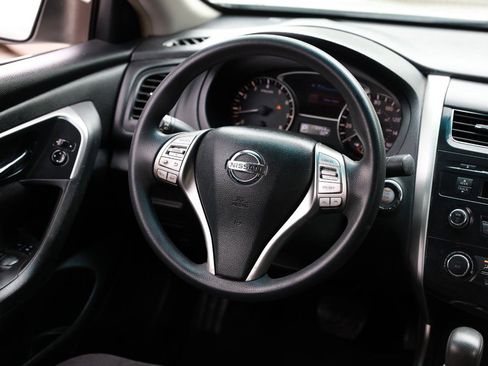 Used 2013 Nissan Altima 2.5 S image 28