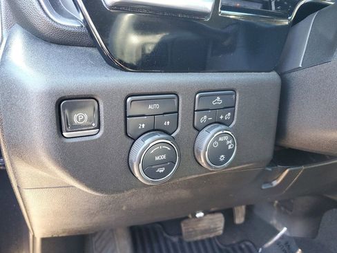 Used 2023 Chevrolet Silverado 1500 LT image 20