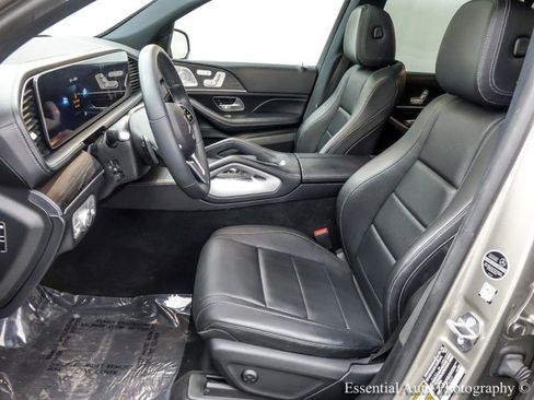 Used 2020 Mercedes-Benz GLS 450 4MATIC image 11