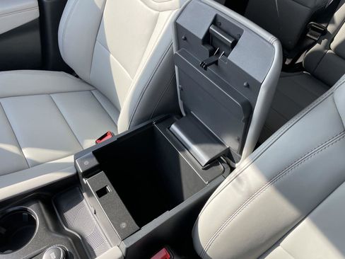 New 2026 Ford Explorer Active w/ Active Comfort Package AWD/4WD image 27