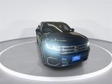 Used 2023 Volkswagen Atlas Cross Sport SEL Premium R-Line image 2